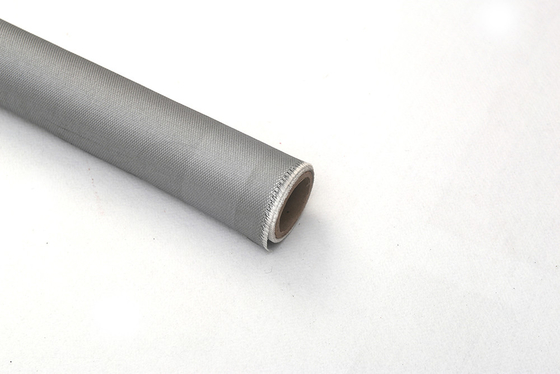 Szara poliuretanowa tkanina z włókna szklanego powlekana PU 0,9 mm do koca spawalniczego