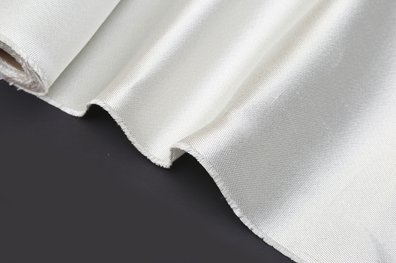Style 1523 Plain Weave Lekka cienka rolka z włókna szklanego o gramaturze 392gsm