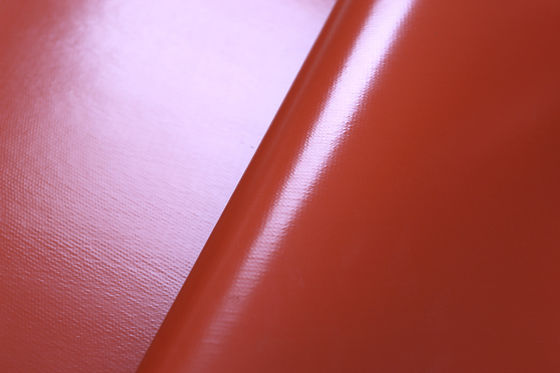 Tkanina z włókna szklanego powlekana silikonem o gramaturze 3300 g / m2, 2,0 mm